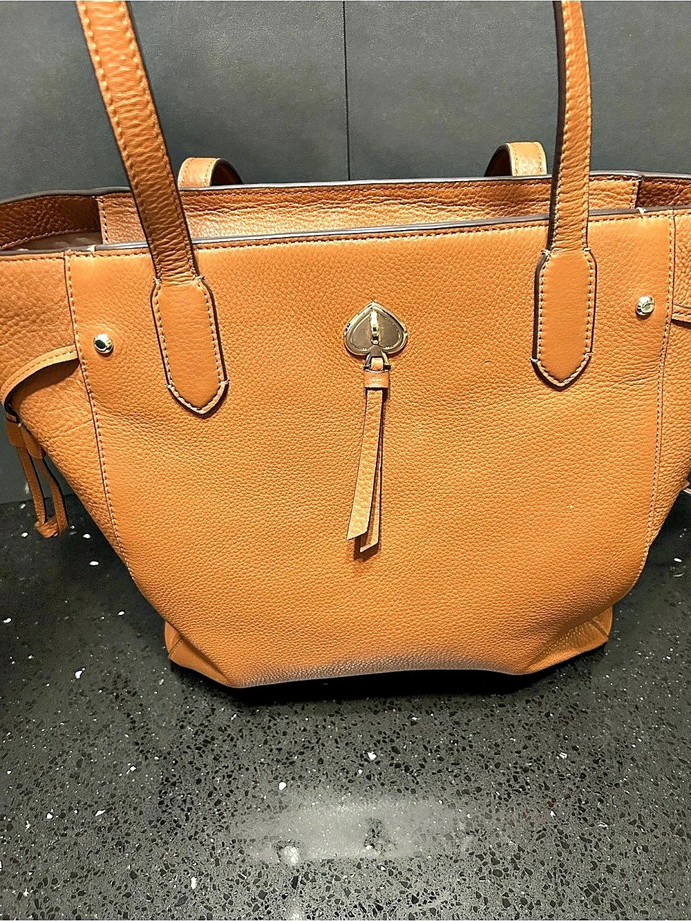 Kate Spade Tessa Tote Bag With Charm Leather Tote in Brown